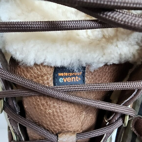 UGG Adirondack Tall Boots 3226‎ Plaid Sheepskin Leather Waterproof Size 6 - Picture 3 of 10